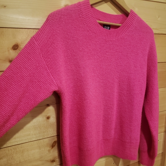 Hot Pink Pullover Crewneck - Picture 3 of 13